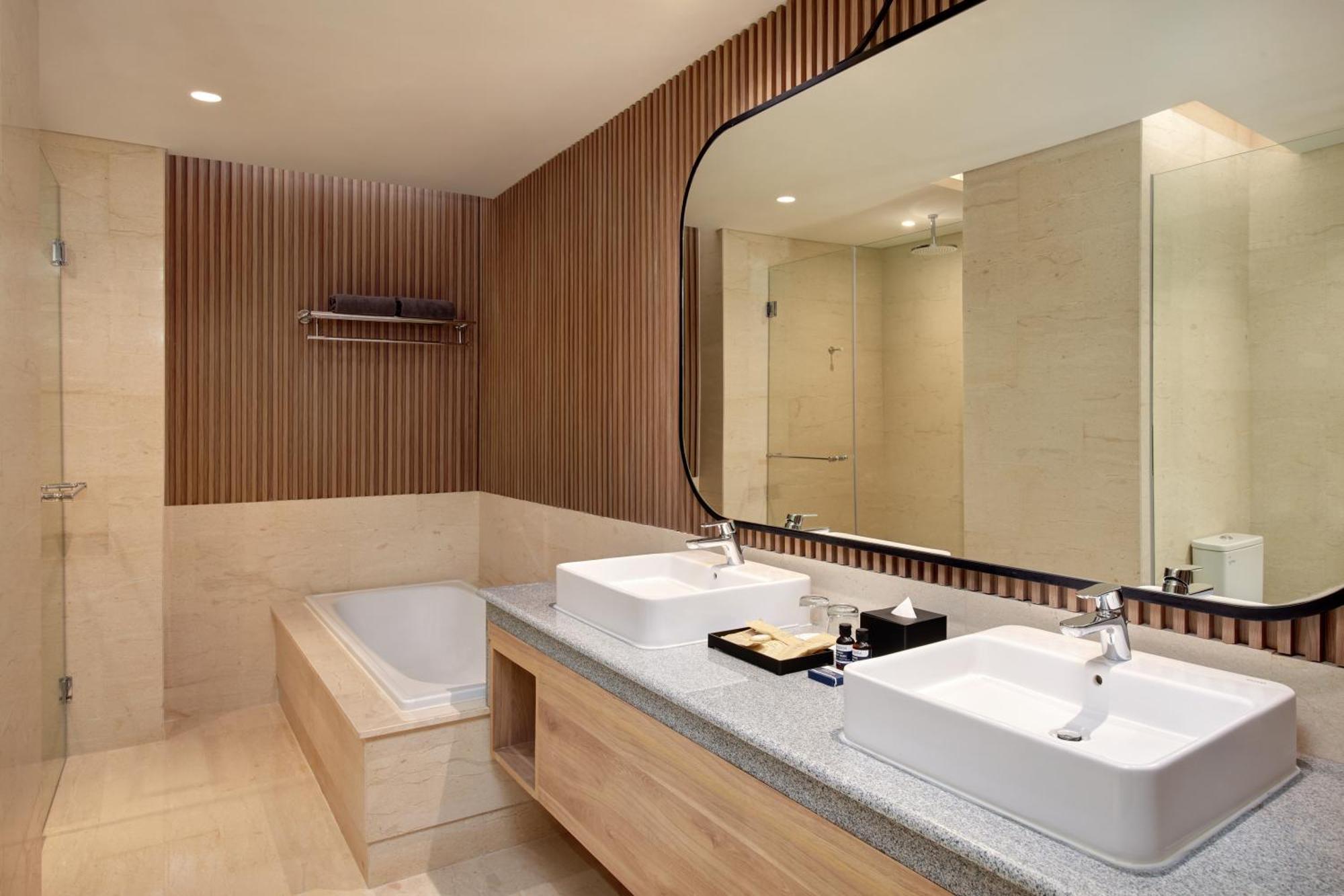 Ibis Styles Serpong Bsd 4*